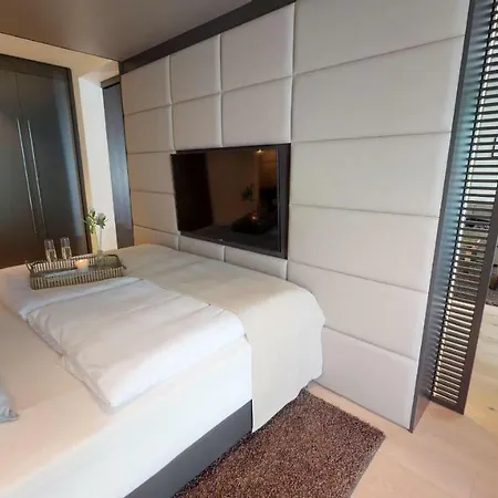 아파트 White Pearl 2.11 *